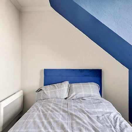 Apartament 2 Bed Central Hub In Medway Chatham  Zewnętrze zdjęcie
