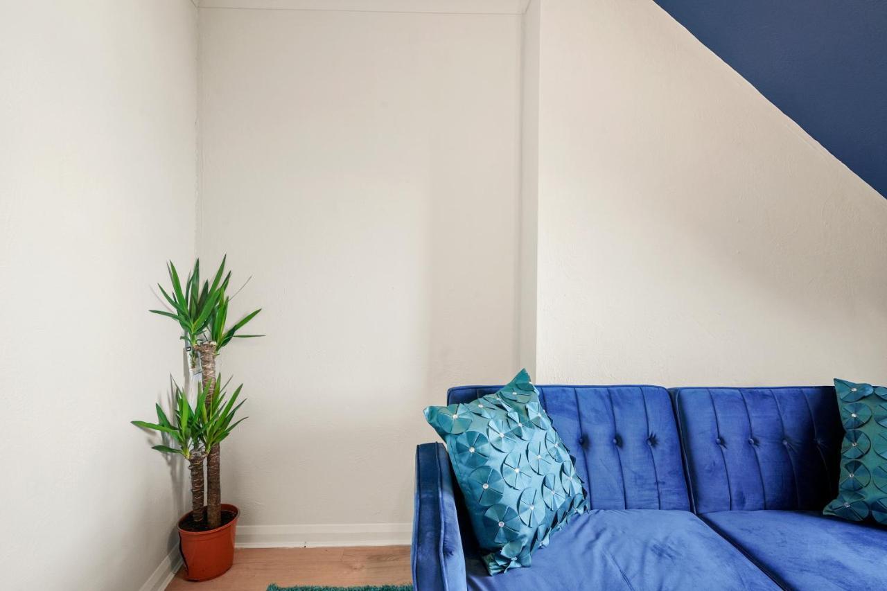 Apartament 2 Bed Central Hub In Medway Chatham  Zewnętrze zdjęcie