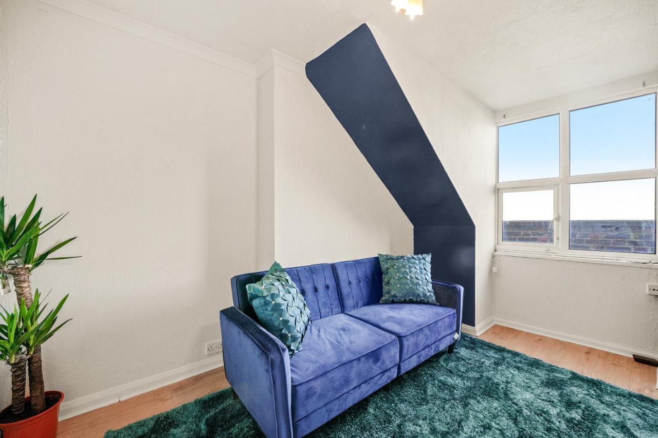 Apartament 2 Bed Central Hub In Medway Chatham  Zewnętrze zdjęcie